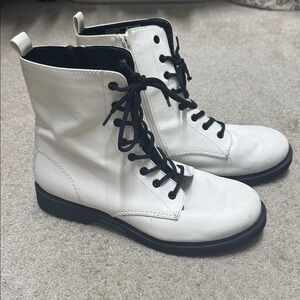 Time and Tru Black and White Ankle Boots